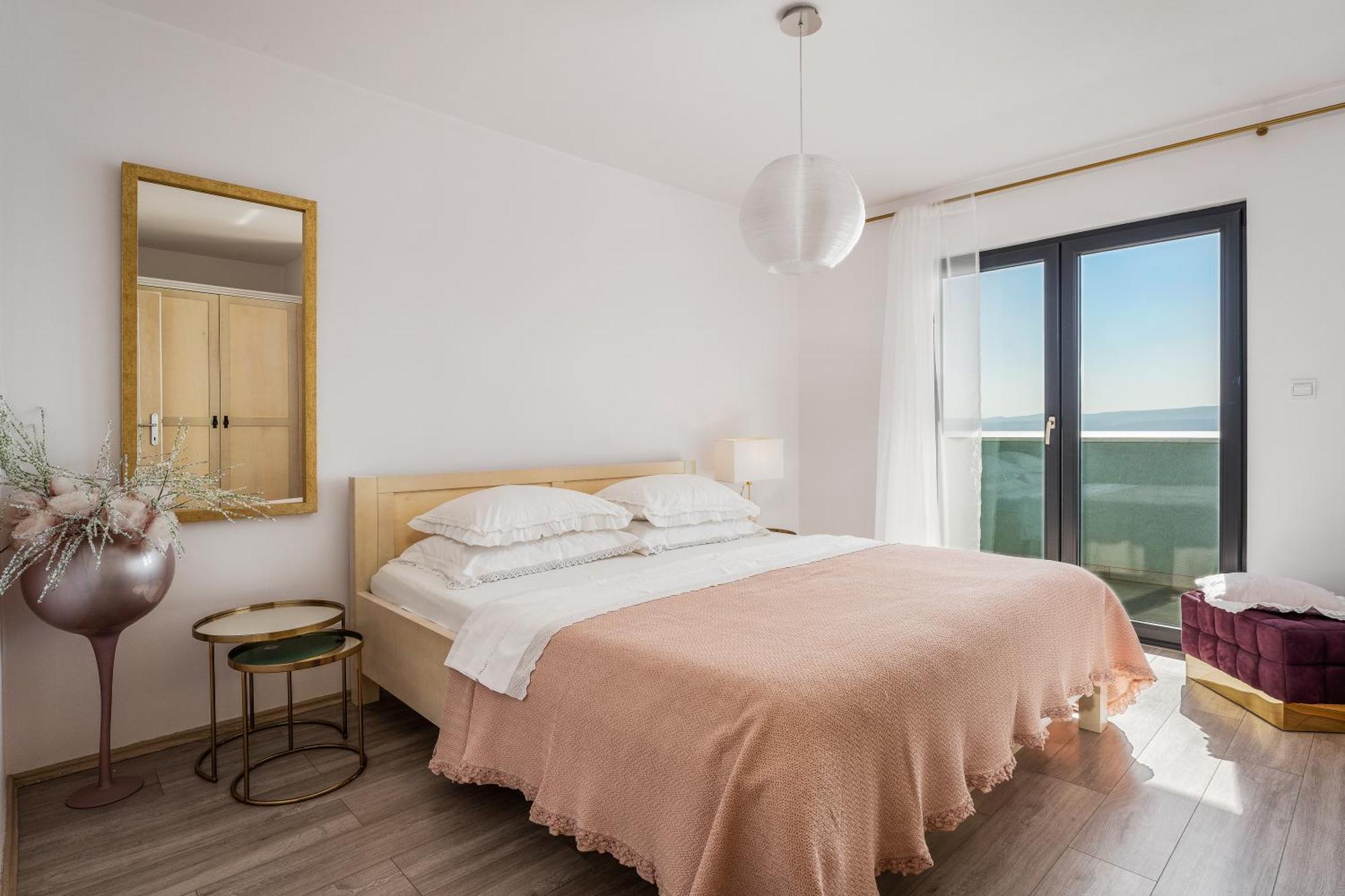 Villa Allegra With 32Msq Heated Pool, 300M Far From Sandy Beaches, Open Sea View Омиш Экстерьер фото